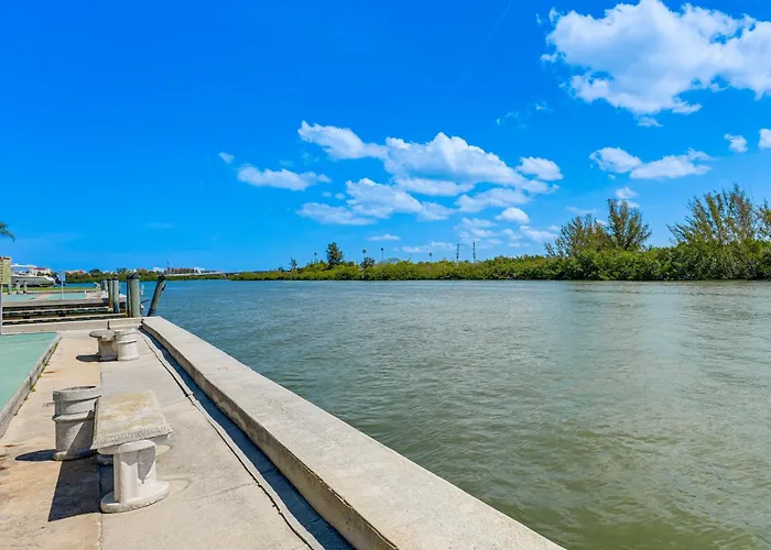 Steps To Beach! Charming Indian Shores Vakantiehuis Clearwater Beach